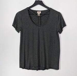 Mossimo Black and White Striped Scoop Neck Tee EUC